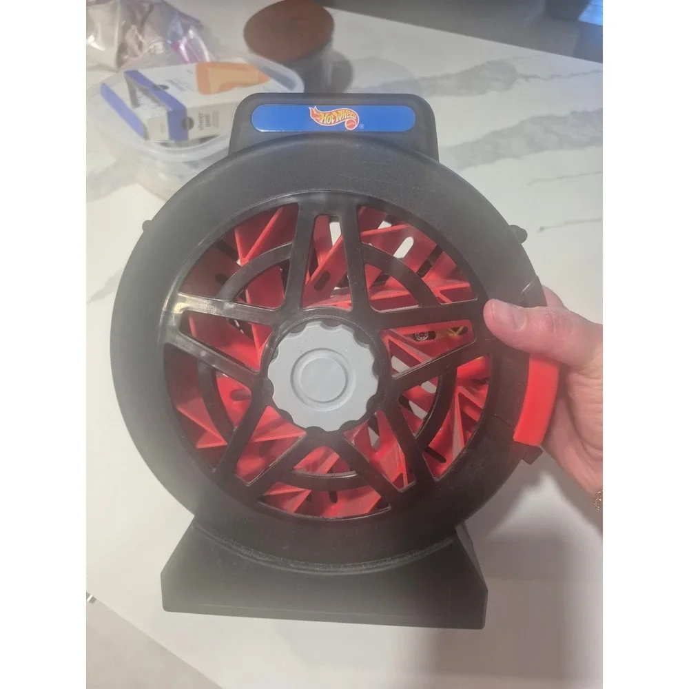 Hot Wheels Sto & Go Spinning Wheel Car Case Black Red Storage Carrier‎ Mattel